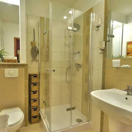 Appartamento Sunset - Zdrojowa 24 - Plaza 350m, Cicha Okolica, Kilka Krokow Od Centrum Promenady *